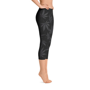 Gamers love our "Up In Smoke" Capri Leggings