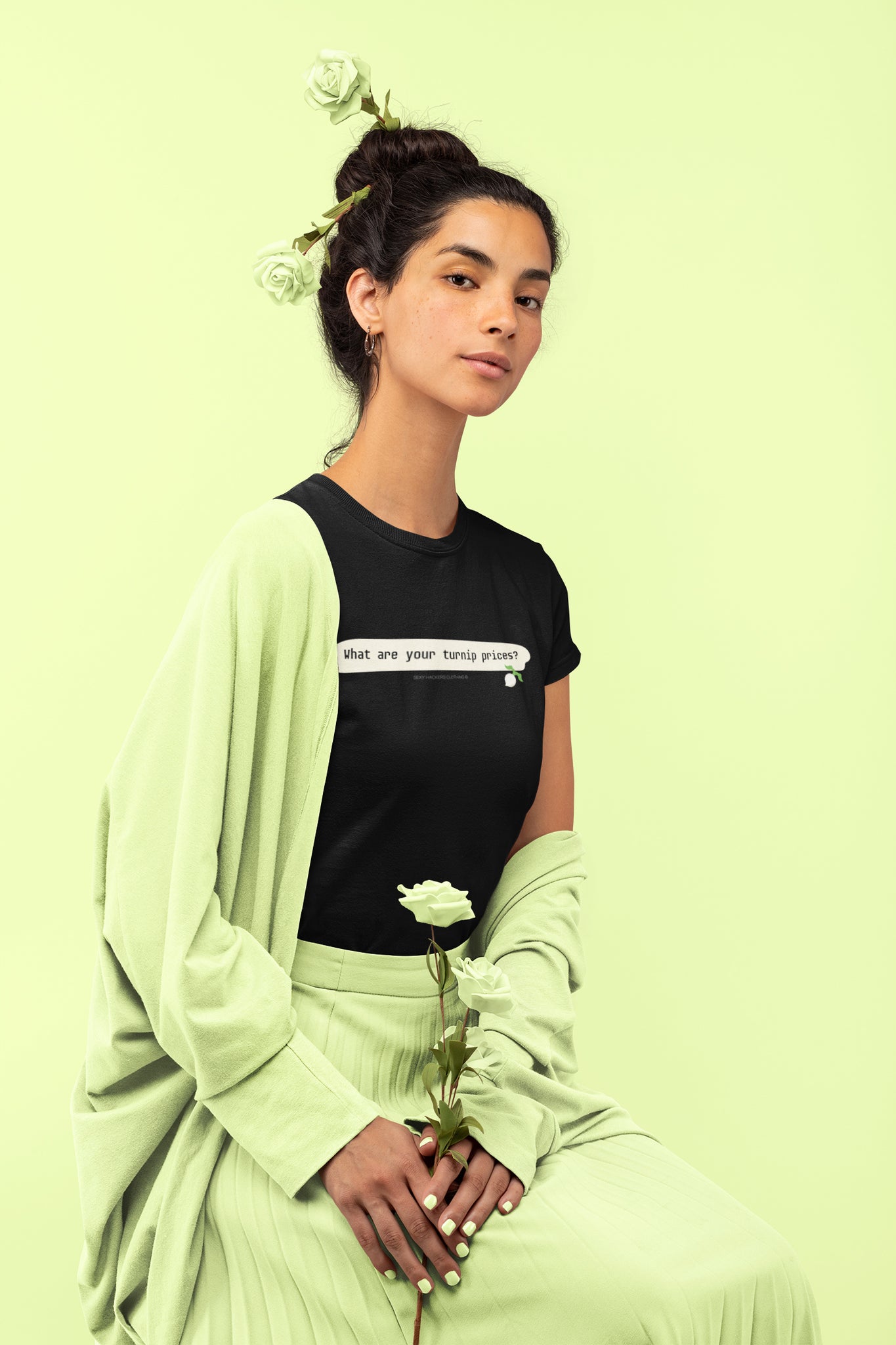 Animal Crossing - Turnip Prices Women's Scoopneck T-shirt